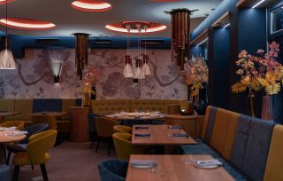 Reserviere einen Tisch